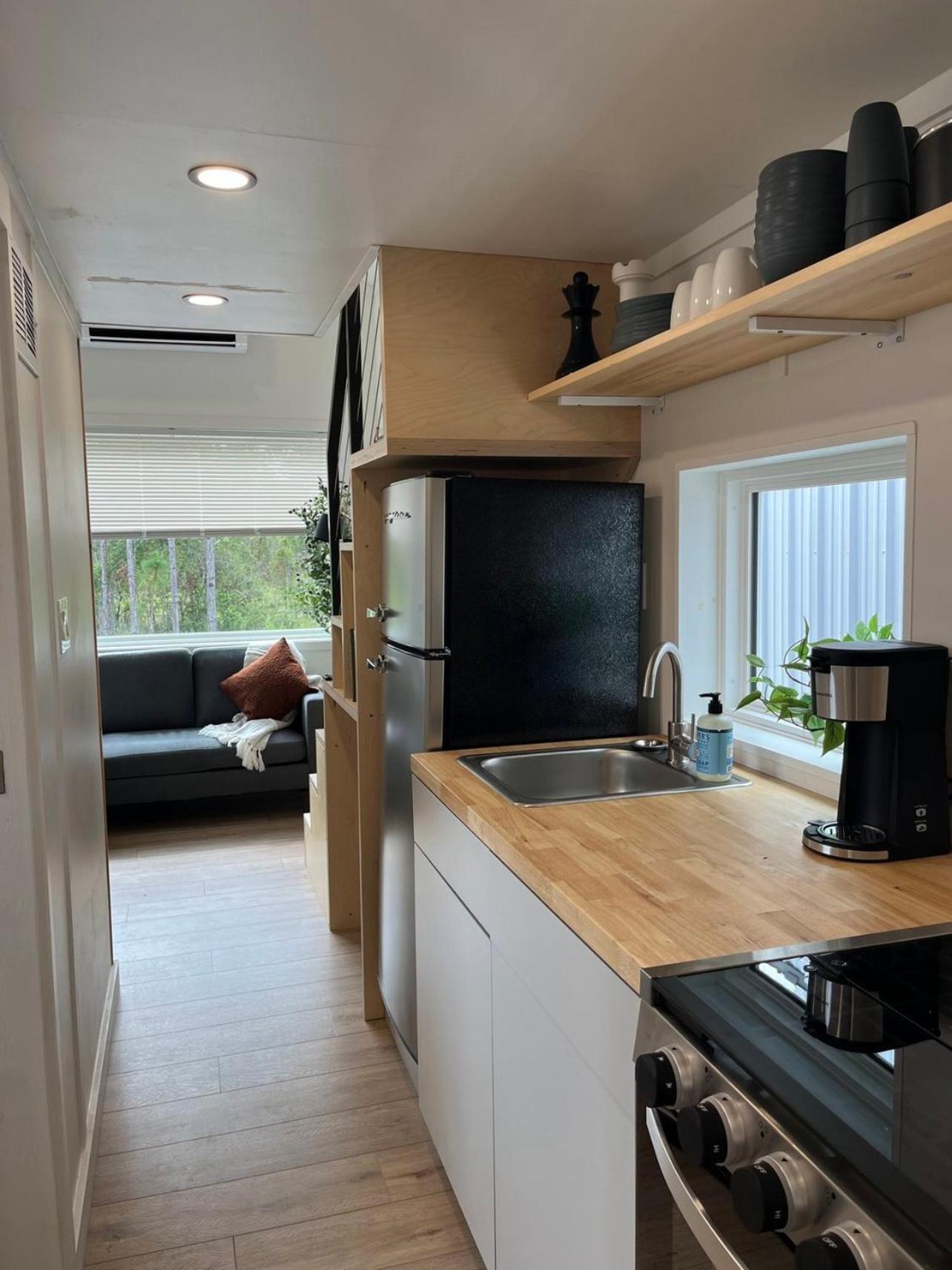 The Mockingbird Tiny Home Perry Exterior photo
